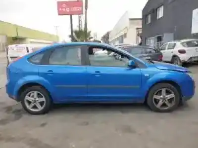 Veicolo di demolizione ford focus berlina (cap) d/hhda dell'anno 2005 alimentato 