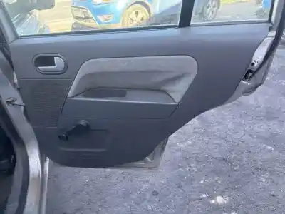 Здавання транспортного засобу ford fusion (cbk) d-f6ja року 2002 потужний 