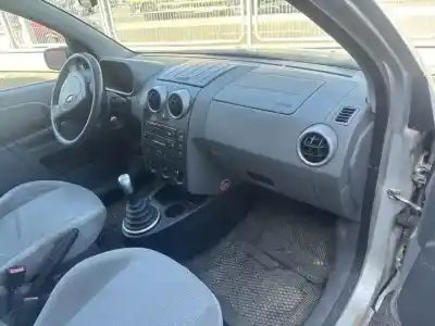 Здавання транспортного засобу ford fusion (cbk) d-f6ja року 2002 потужний 