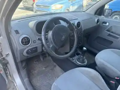 Здавання транспортного засобу ford fusion (cbk) d-f6ja року 2002 потужний 