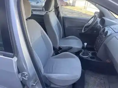 Здавання транспортного засобу ford fusion (cbk) d-f6ja року 2002 потужний 