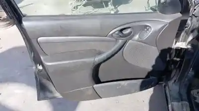 Scrapping Vehicle ford focus berlina (cak) d/f9da of the year 2004 powered 