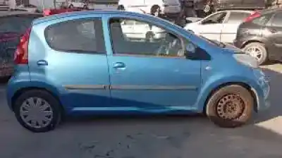 Veículo de Sucata peugeot 107 cfa do ano 2005 alimentado 