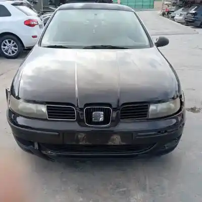 Здавання транспортного засобу seat leon (1m1) atn.aus.azd.bcb року 1999 потужний 