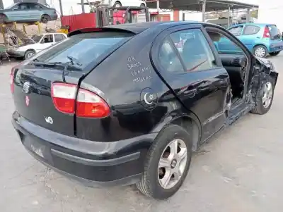 Здавання транспортного засобу seat leon (1m1) atn.aus.azd.bcb року 1999 потужний 
