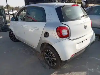 Scrapping Vehicle smart forfour m281920 of the year 2014 powered 