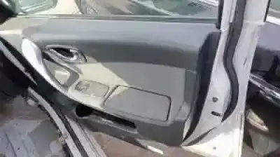 Vehicul casat renault koleos i m9r856 al anului 2010 alimentat 