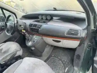 Scrapping Vehicle citroen c8 rht.rhw.rhm of the year 2002 powered 