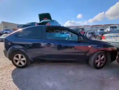 Veicolo di demolizione ford focus berlina (cap) g6da.g6db.g6dd dell'anno 2004 alimentato 