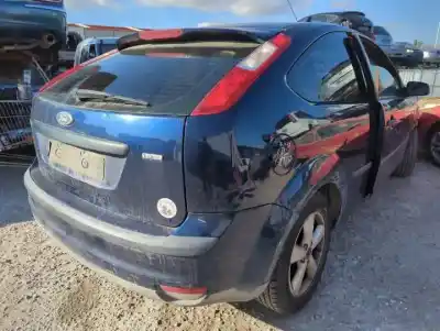 Veicolo di demolizione ford focus berlina (cap) g6da.g6db.g6dd dell'anno 2004 alimentato 