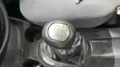 Veicolo di demolizione ford focus turnier (cak) ffda dell'anno 1998 alimentato 