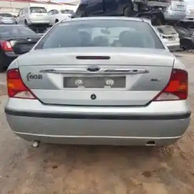 Veicolo di demolizione ford focus turnier (cak) ffda dell'anno 1998 alimentato 