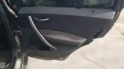 Veículo de Sucata bmw x3 (e83) m47n204d4.204d4.m47d20o2.11000441266 do ano 2004 alimentado 