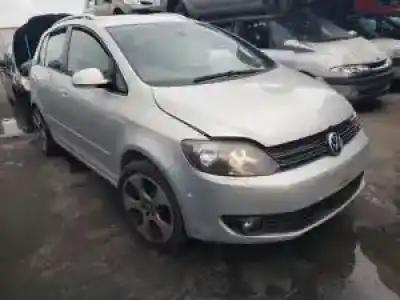 Veículo de Sucata volkswagen golf plus (521) cay do ano 2009 alimentado 