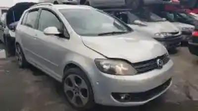 Veículo de Sucata volkswagen golf plus (521) cay do ano 2009 alimentado 