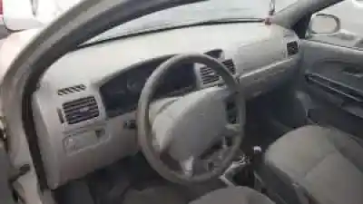 Veículo de Sucata kia rio (dc) a3e.a3d do ano 2002 alimentado 