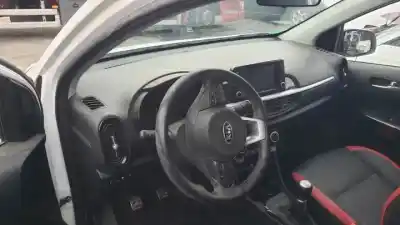 Scrapping Vehicle kia picanto (ja) g3la of the year 2017 powered 