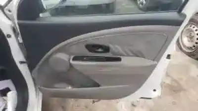 Veículo de Sucata renault megane iii berlina 5 p k4m848 do ano 2010 alimentado 