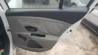 Veículo de Sucata renault megane iii berlina 5 p k4m848 do ano 2010 alimentado 