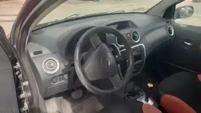 Veículo de Sucata citroen c2 (jm_) 1.6 do ano 2003 alimentado 