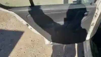 Veicolo di demolizione volkswagen polo berlina (6n2) d-aef dell'anno 1999 alimentato 