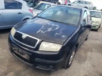 Veículo de Sucata skoda fabia (6y2/6y3) bme do ano 2000 alimentado 
