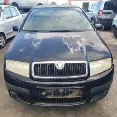 Veículo de Sucata skoda fabia (6y2/6y3) bme do ano 2000 alimentado 