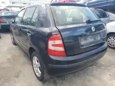 Veículo de Sucata skoda fabia (6y2/6y3) bme do ano 2000 alimentado 