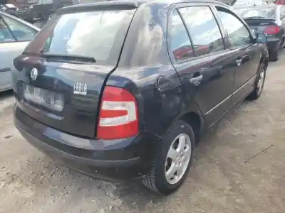 Veículo de Sucata skoda fabia (6y2/6y3) bme do ano 2000 alimentado 