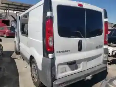 Veículo de Sucata renault trafic combi (ab 4.01) g9u630 do ano 2006 alimentado 