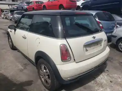 Scrapping Vehicle mini mini (r50,r53) g-w10b16a of the year 2001 powered 