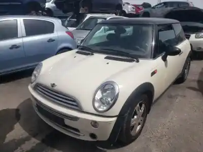 Scrapping Vehicle mini mini (r50,r53) g-w10b16a of the year 2001 powered 