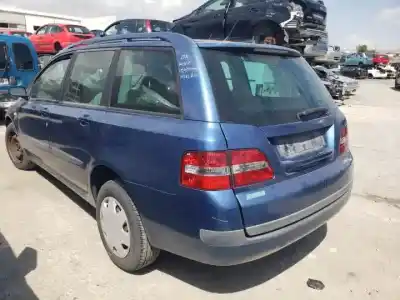 Здавання транспортного засобу fiat stilo multi wagon (192) 192a1000.937a7000 року 2003 потужний 