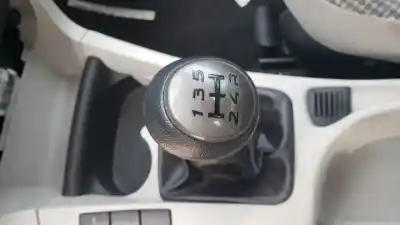 Здавання транспортного засобу fiat stilo multi wagon (192) 192a1000.937a7000 року 2003 потужний 