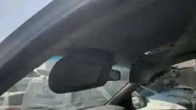 Veículo de Sucata kia sorento (bl) g4js do ano 2002 alimentado 