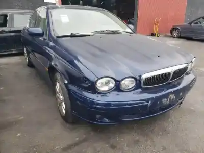 Здавання транспортного засобу jaguar x-type i (x400) 2.5 v6 a las 4 ruedas року 2001 потужний 