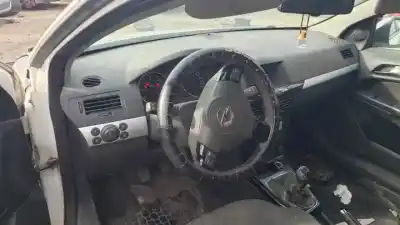 Scrapping Vehicle opel astra gtc z17dtj of the year 2006 powered 