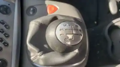 Здавання транспортного засобу renault scénic ii (jm0/1_) 2.0 (jm05, jm0u, jm1n, jm1u, jm2v) року 2006 потужний 