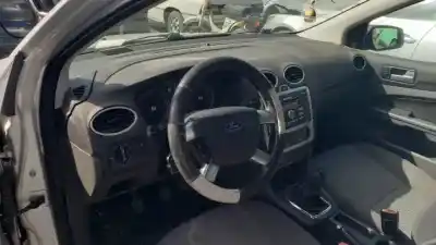 Veículo de Sucata ford focus berlina (cap) d/hhda do ano 2005 alimentado 