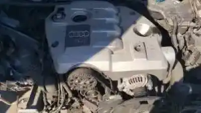 Veículo de Sucata audi a4 berlina (8e) avf.awx do ano 2001 alimentado 