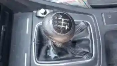 Veículo de Sucata audi a4 berlina (8e) avf.awx do ano 2001 alimentado 