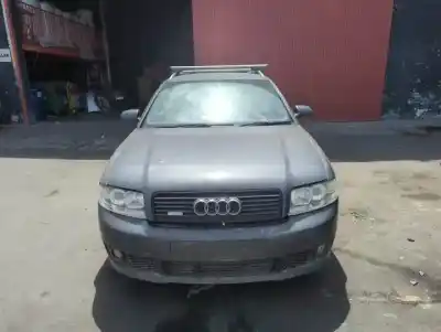 Scrapping Vehicle audi a4 avant (8e) avf of the year 2001 powered 