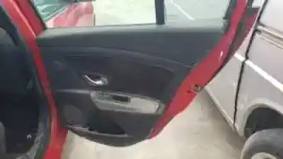 Veículo de Sucata renault megane iii berlina 5 p k4m858 do ano 2008 alimentado 