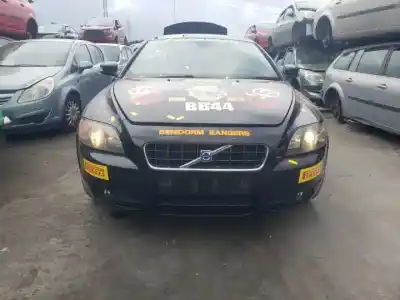 Scrapping Vehicle volvo c70 cabriolet d5244t13 of the year 2008 powered 