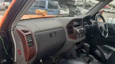 Здавання транспортного засобу mitsubishi montero (v60/v70) 6g74 року 2000 потужний 