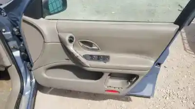 Veicolo di demolizione renault laguna ii (bg0) m9r740 dell'anno 2005 alimentato 