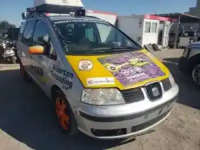 Veicolo di demolizione seat alhambra (7v9) auy.bvk dell'anno 2008 alimentato 