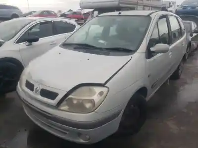 Здавання транспортного засобу renault                                            scenic (ja..)                                                                                                                                                                                                                                              k4m701 року 1999 потужний 