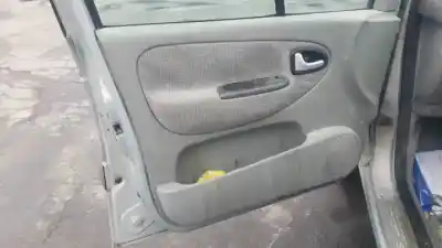 Здавання транспортного засобу renault                                            scenic (ja..)                                                                                                                                                                                                                                              k4m701 року 1999 потужний 