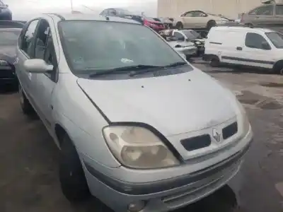Здавання транспортного засобу renault                                            scenic (ja..)                                                                                                                                                                                                                                              k4m701 року 1999 потужний 